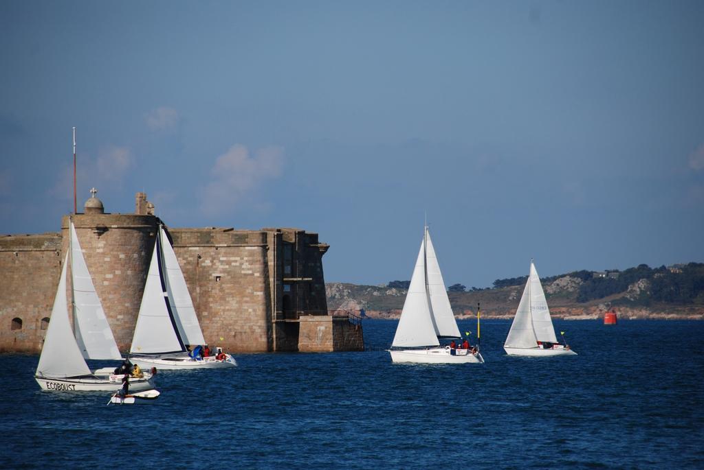 The Originals Boutique, Hotel De La Baie De Morlaix Carantec Eksteriør bilde